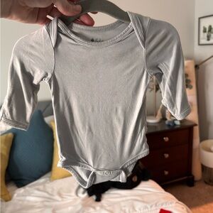 Kyte BABY Gray Kids Bodysuit